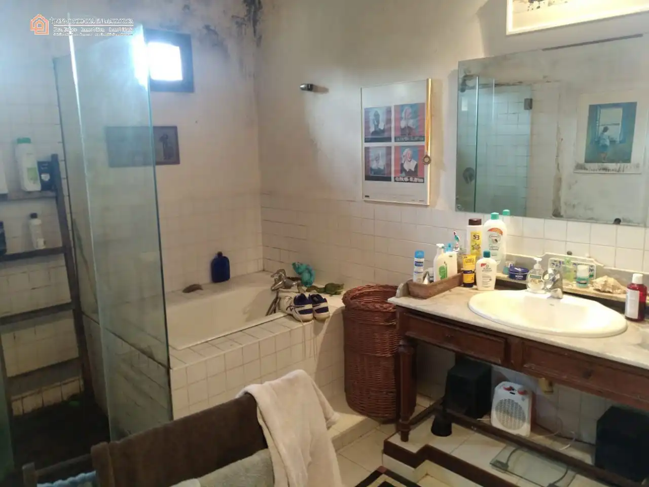 Bathroom of Country homes for sale in Sóller  with Air Conditioner, Terrace and Storage room