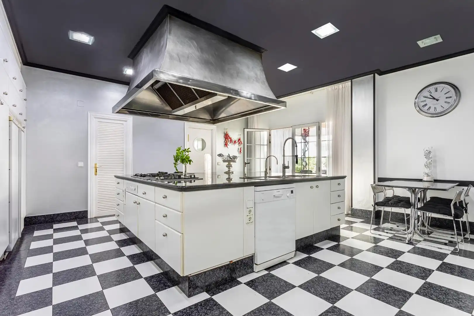 Kitchen of Houses for sale in Chiva  with Air Conditioner, Private garden and Terrace