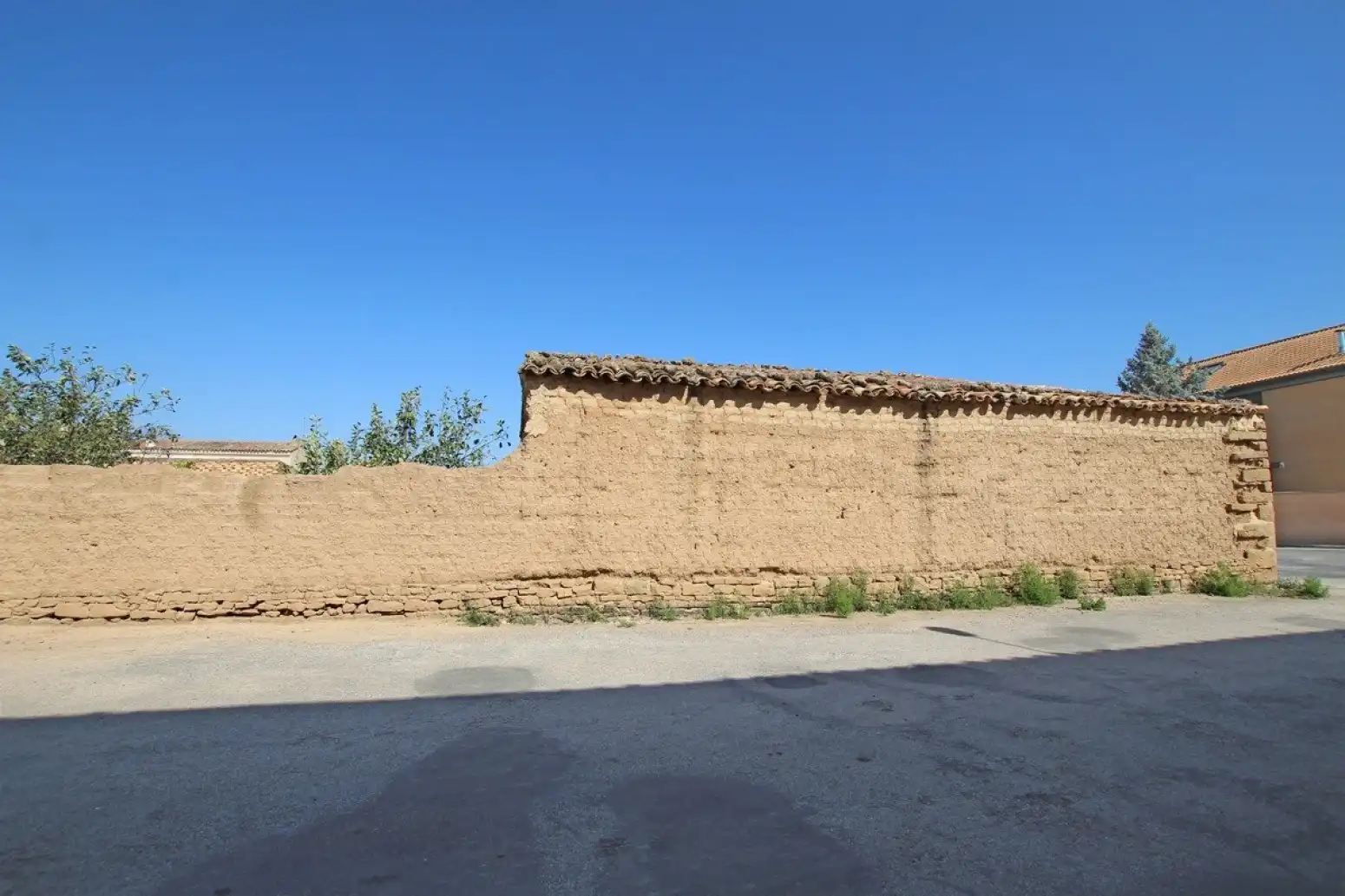 Vista exterior de Terreno en venta en Mélida