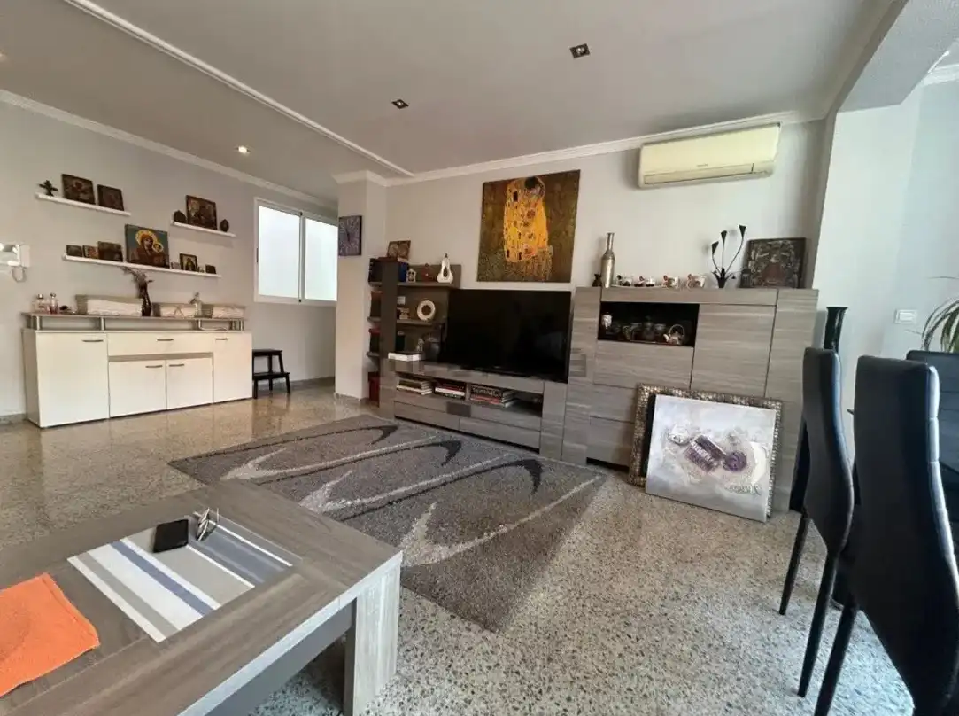 Flat with terrace for sale in Quatre Carreres, imagen 3