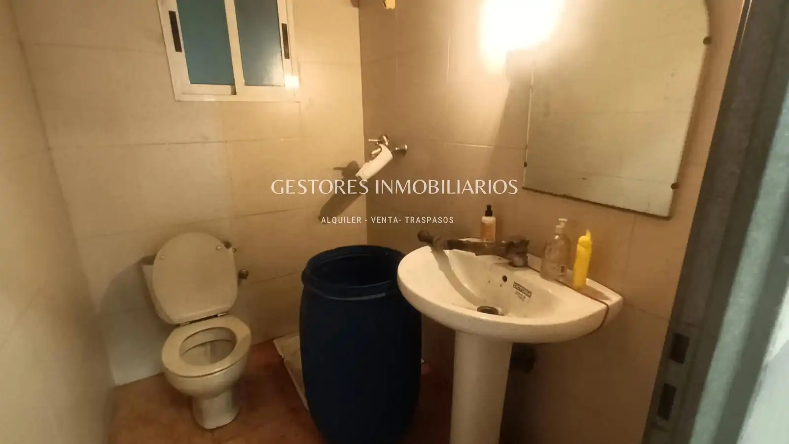 Bany de Nau industrial en venda en Alcúdia