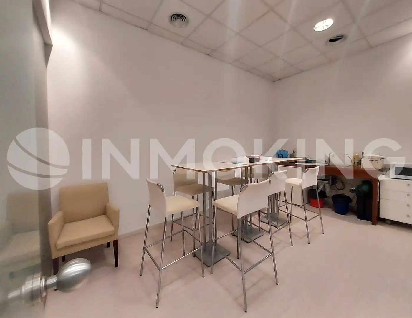 Office for rent in Alcàsser  with Air Conditioner, Storage room and Alarm