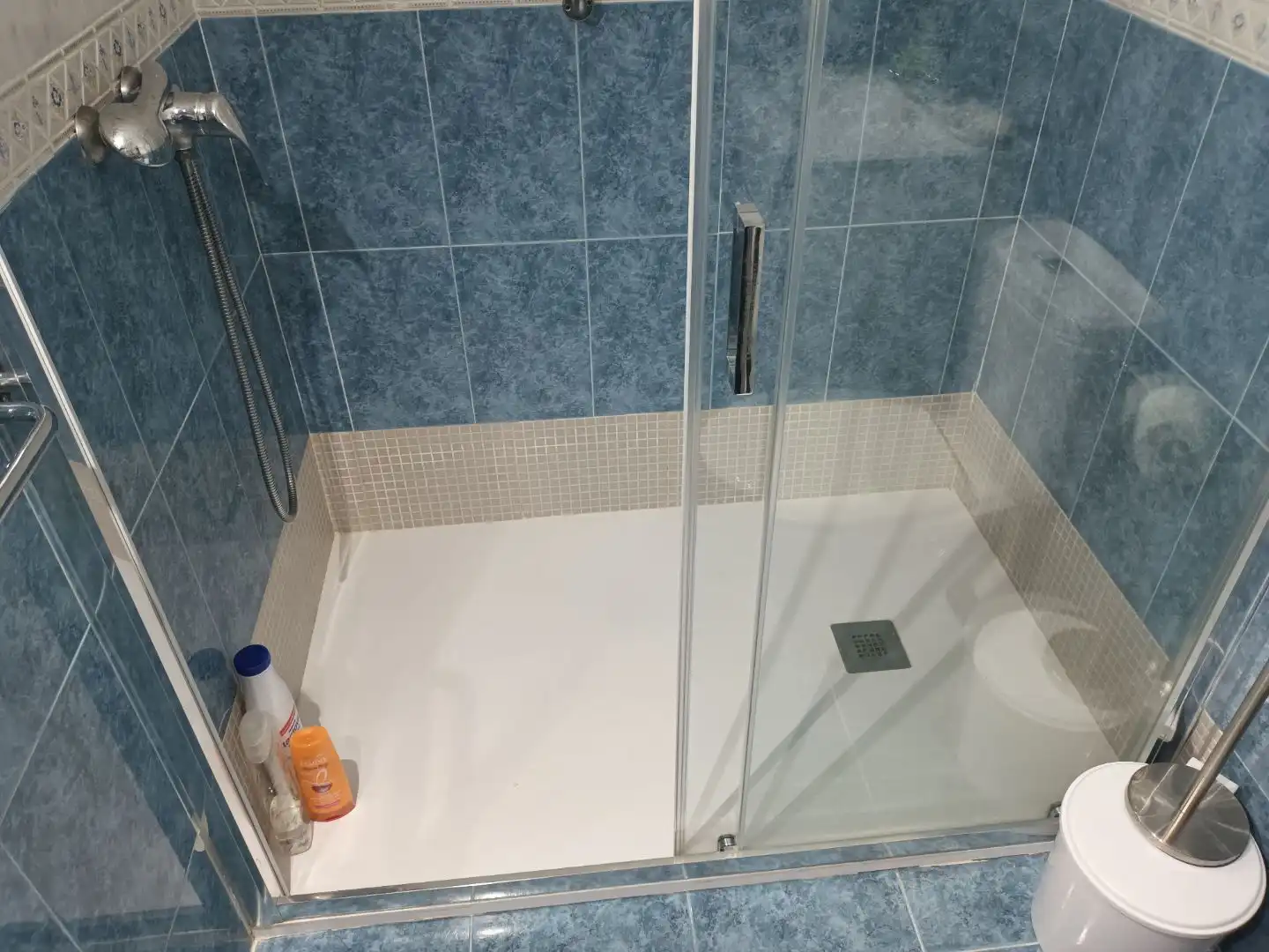 Bathroom of Houses for sale in Utrera  with Air Conditioner, Terrace and Balcony