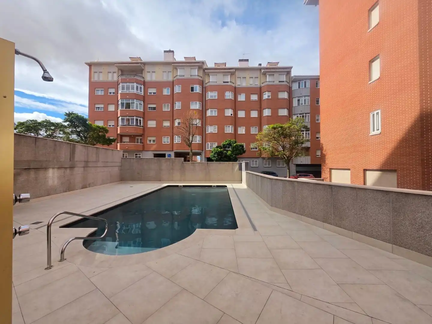 Schwimmbecken von Wohnung zur Miete in Ávila mit Heizung, Parkett und Terrasse