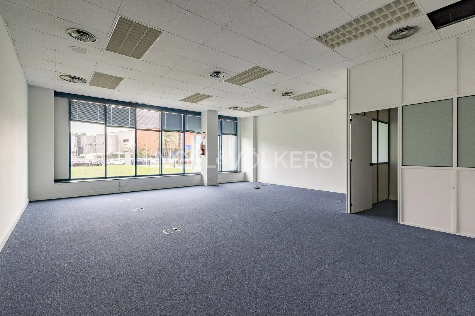 Office space with lift to rent in Zona Industrial, imagen 3