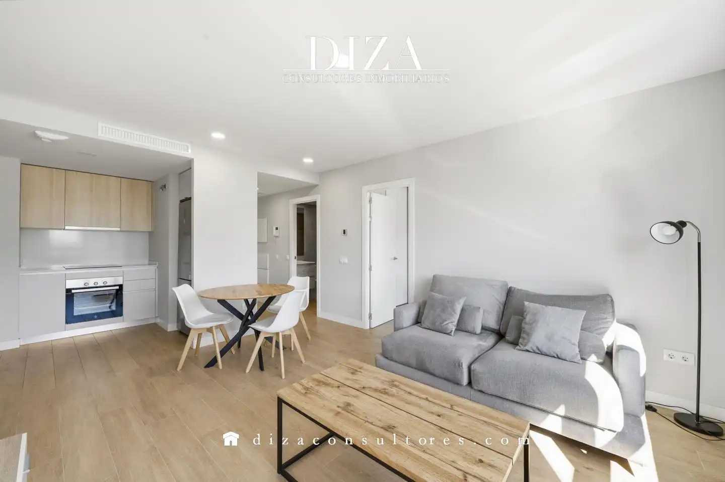 Living room of Flat for rent in Madrid  with Air Conditioner, Heating and Terrace
