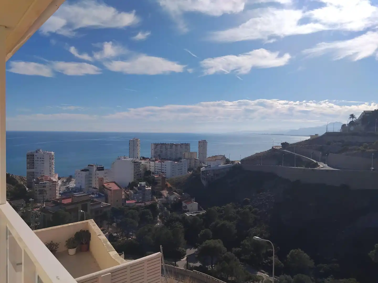Vista exterior de Apartamento en venta en Cullera con Aire acondicionado, Amueblado y Balcón