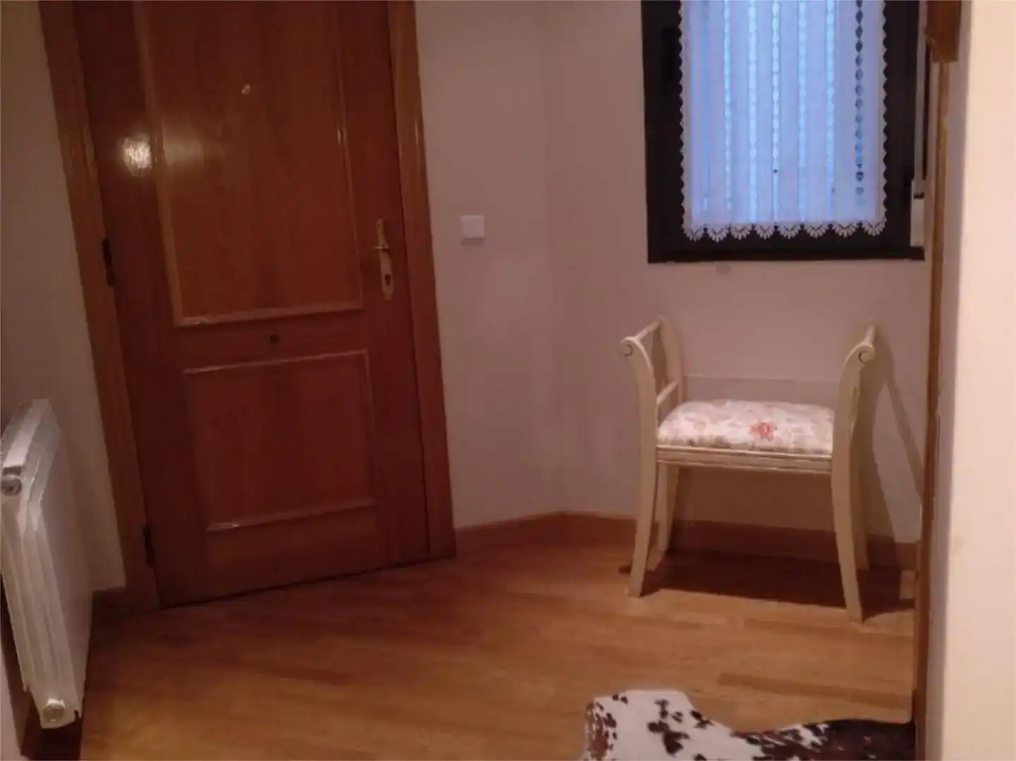 Schlafzimmer von Wohnung zur Miete in Ponferrada mit Balkon