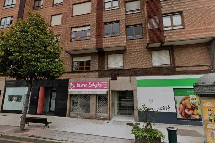 Pis en venda en Oviedo  amb Calefacció