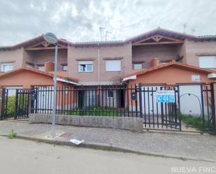 Exterior view of Single-family semi-detached for sale in Frandovínez  with Heating and Terrace