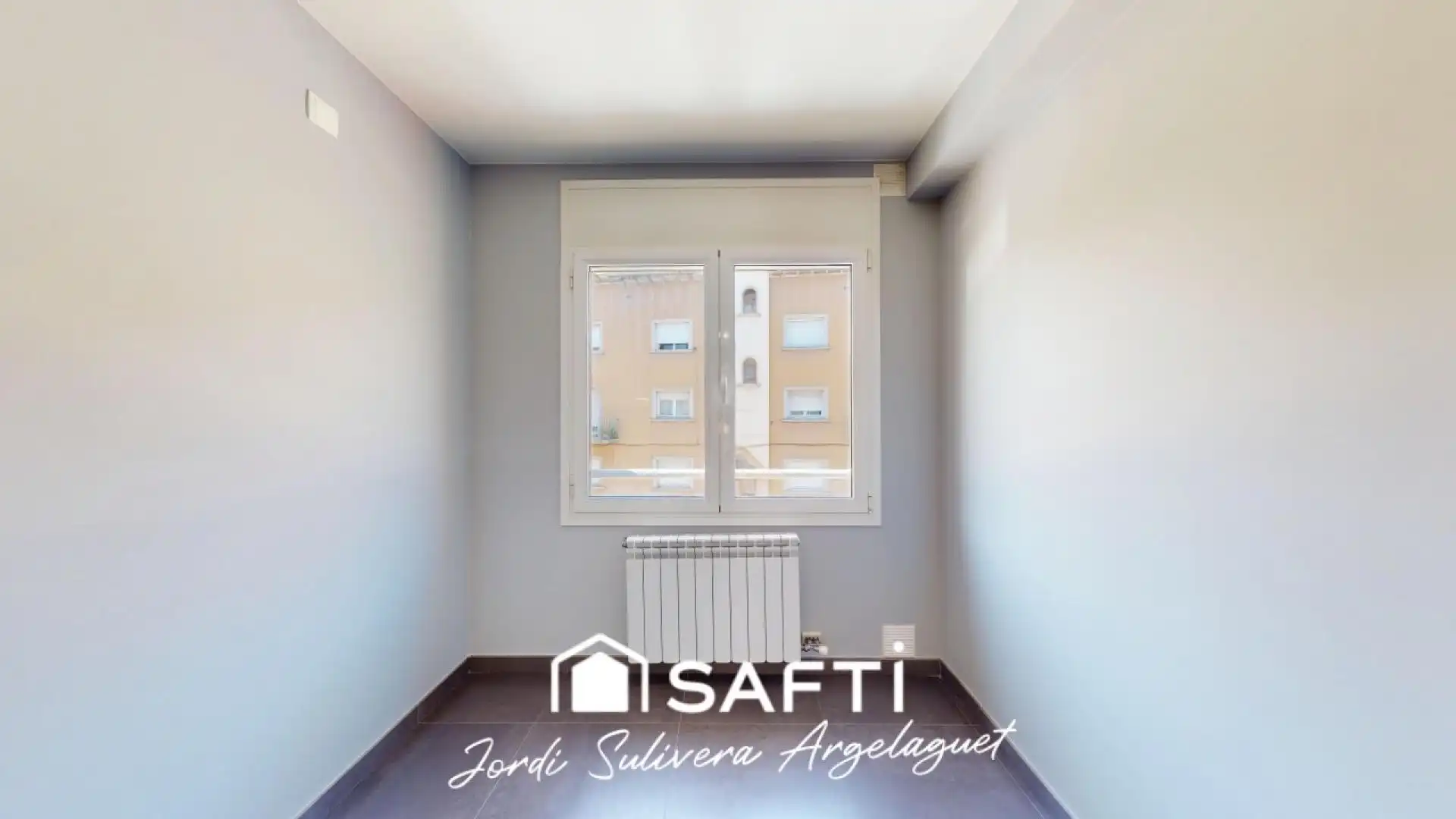 Habitación de Piso en venta en Girona con Aire acondicionado, Calefacción y Terraza
