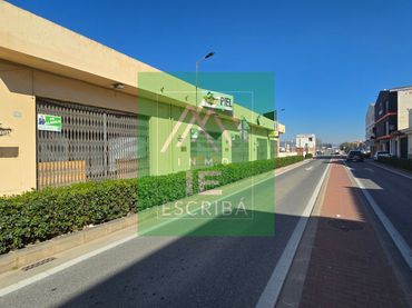 Local comercial en alquiler en Avinguda Alfarp 7