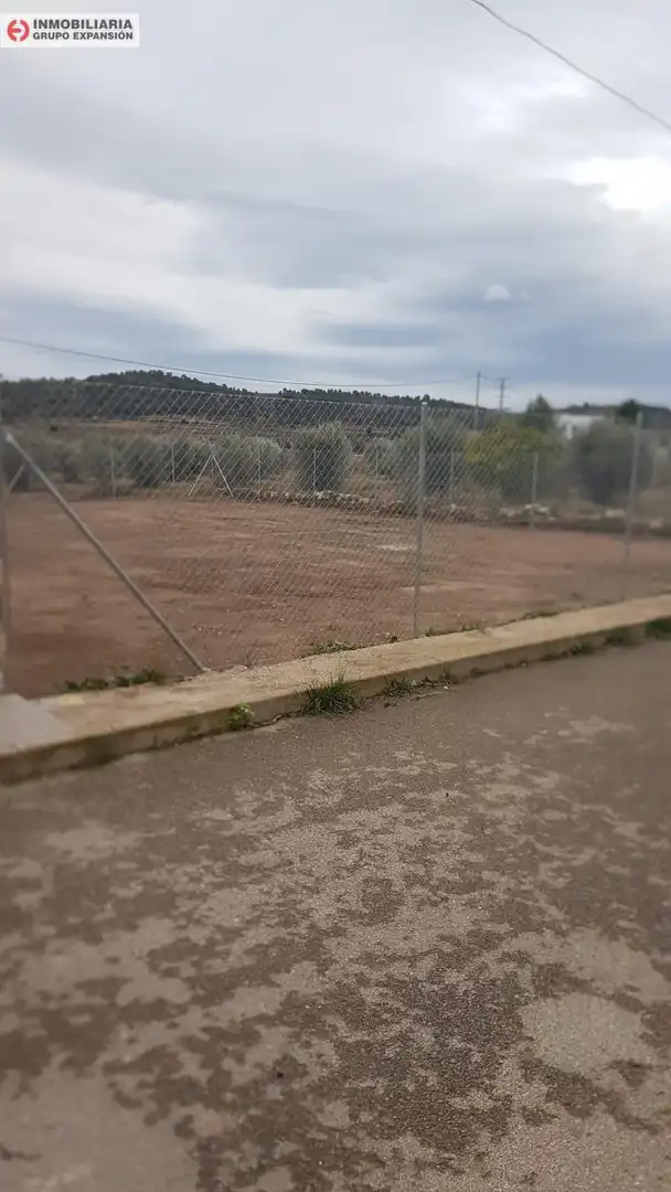 Casa o xalet en venda en El Pinós / Pinoso amb Aire condicionat, Calefacció i Jardí privat