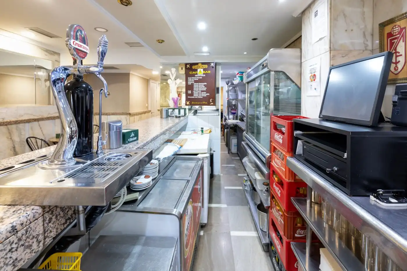 Local en venta en Granada con Aire acondicionado y Amueblado