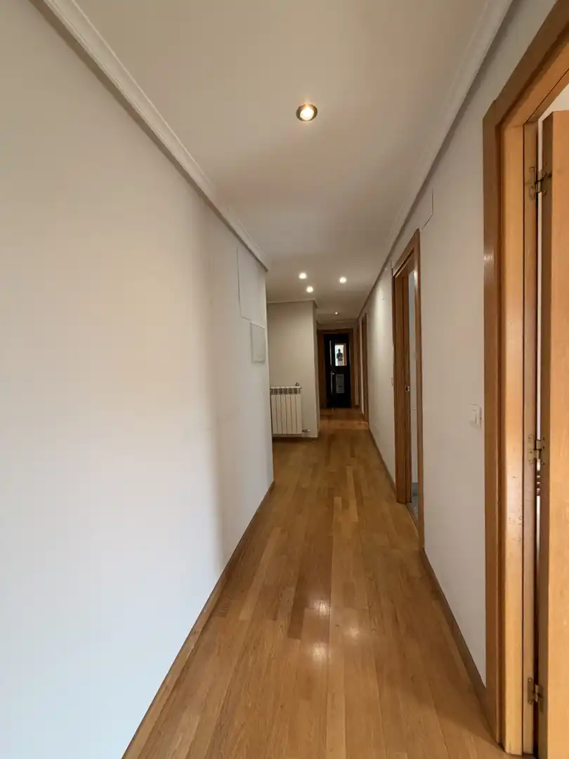 Piso en venta en  Logroño con Calefacción, Parquet y Trastero