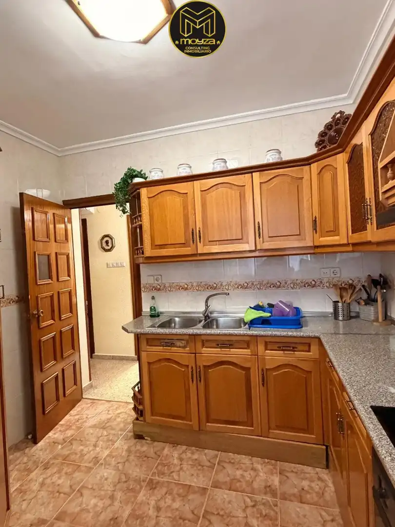 Cocina de Piso de alquiler en Jaén con Aire acondicionado, Terraza y Balcón