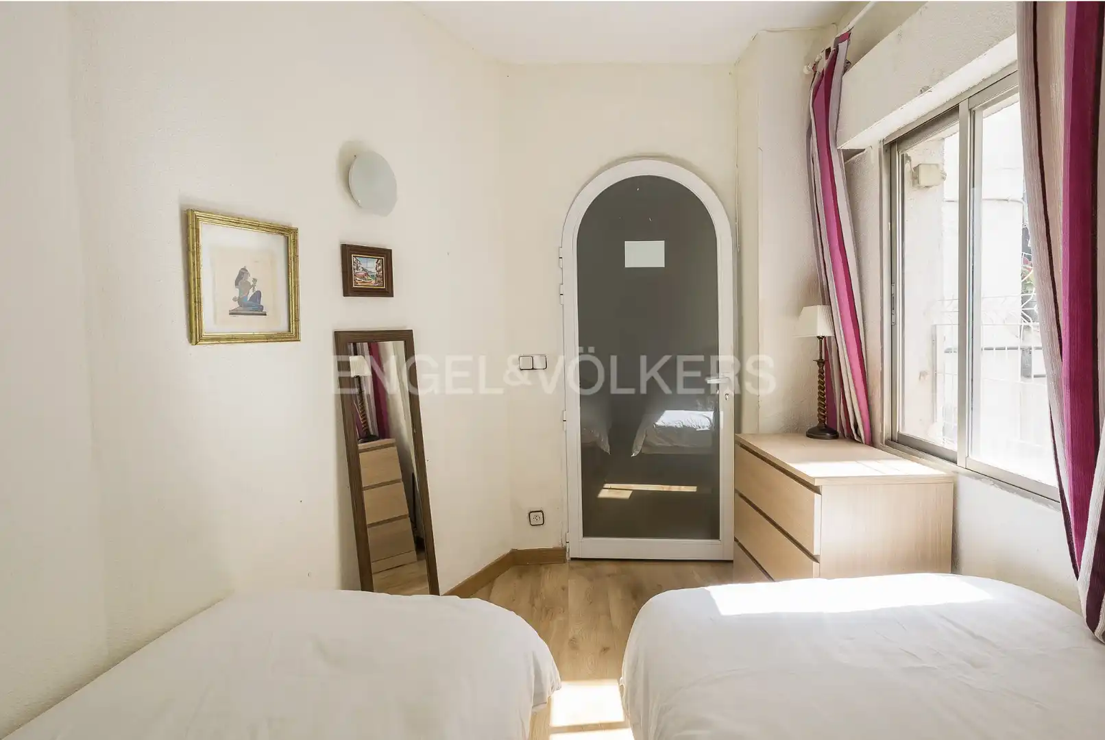 Bedroom of Flat for rent in Madrid  with Heating, Parquet flooring and Pets allowed