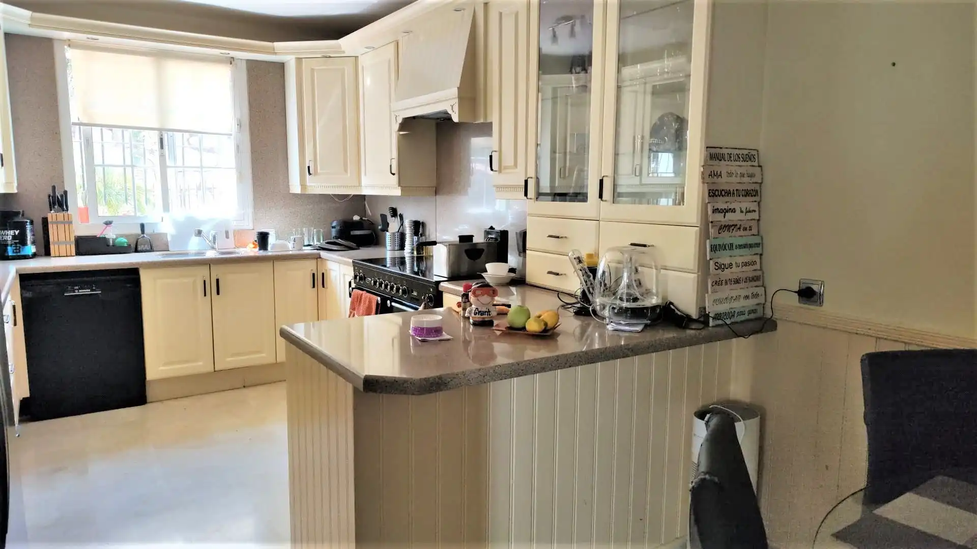 Cocina de Casa adosada en venta en Marbella con Terraza y Piscina