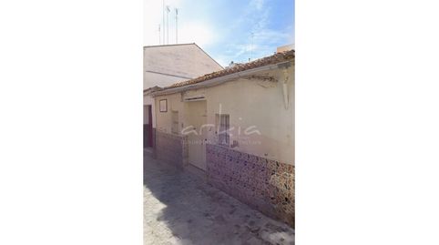 Foto 2 von Residential zum Verkauf in Quart de Poblet, Valencia