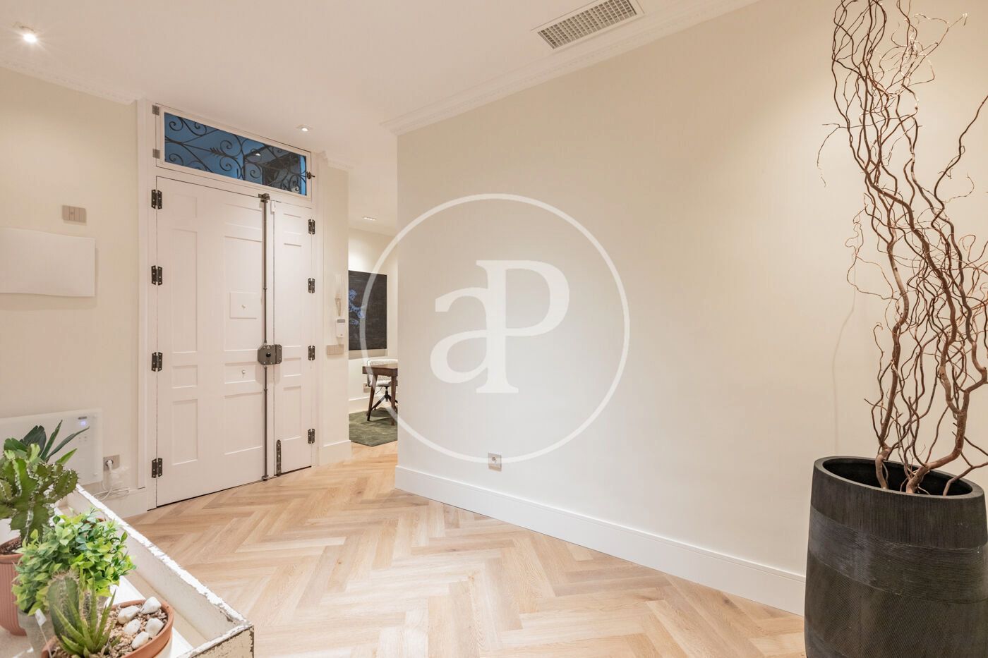 Piso en venta en  Madrid Capital con Calefacción y Balcón