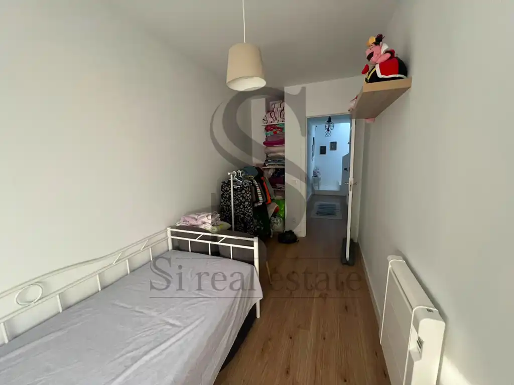 Habitación de Casa adosada en venta en Calafell con Calefacción, Jardín privado y Parquet