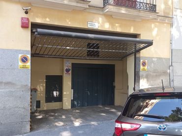 Einzelparkplatz zur Miete in Calle de Fernando VI 31