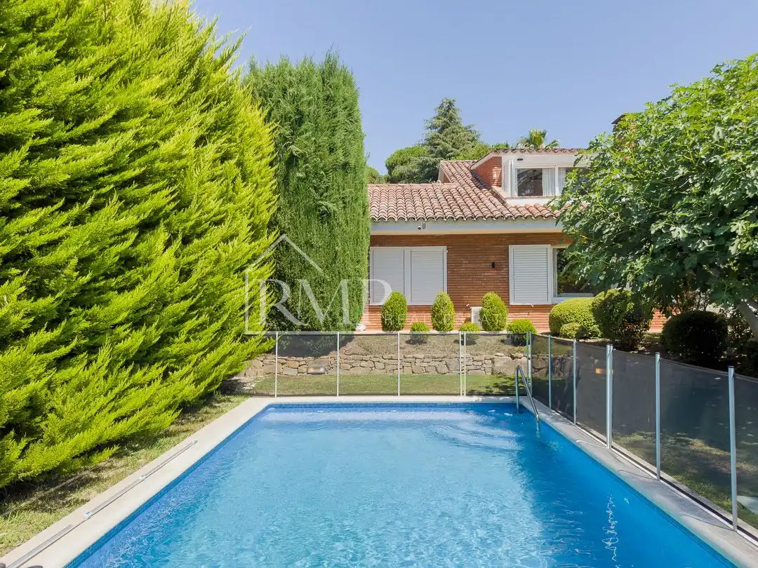 Jardí de Casa o xalet en venda en Sant Vicenç de Montalt amb Aire condicionat, Calefacció i Jardí privat