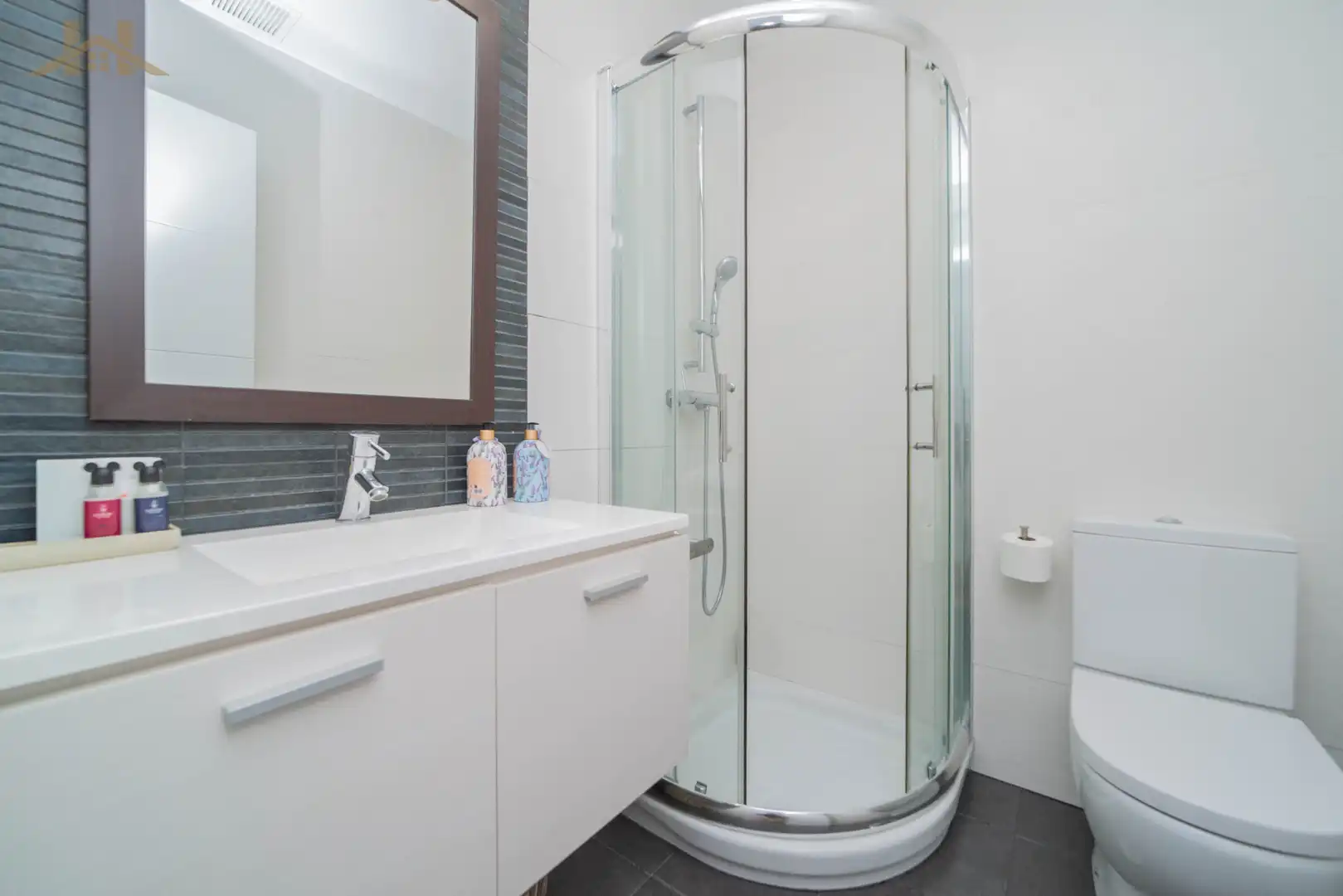 Baño de Planta baja en venta en Boadilla del Monte con Aire acondicionado, Calefacción y Jardín privado