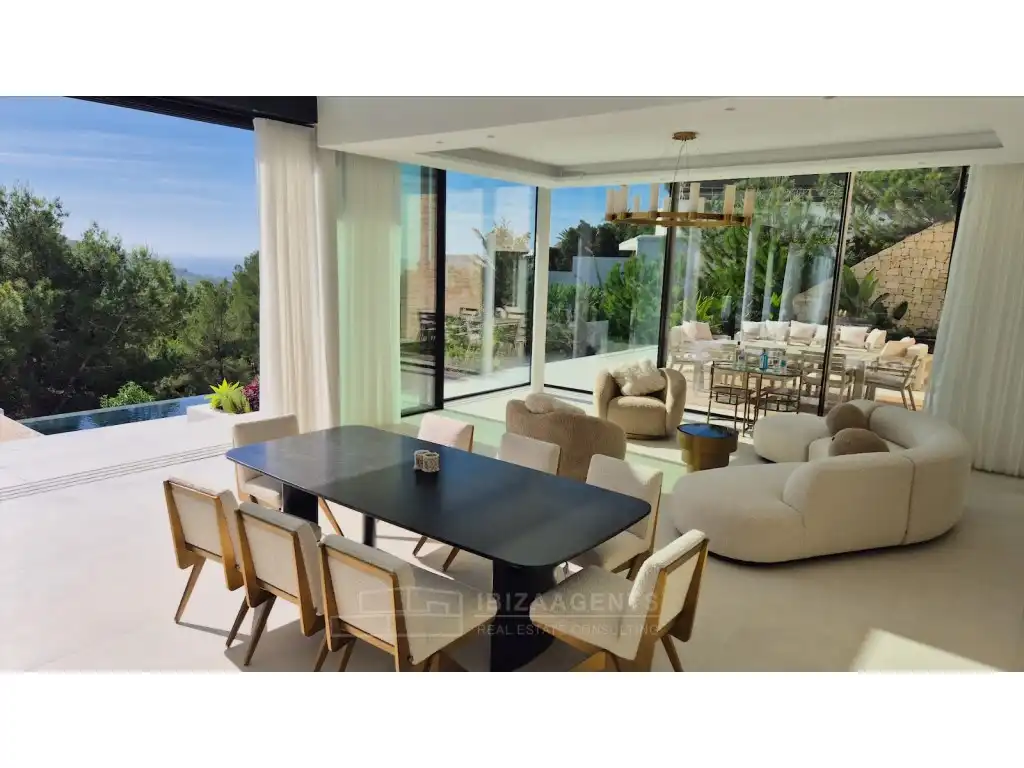 Comedor de Casa o chalet en venta en Santa Eulària des Riu con Calefacción, Amueblado y Balcón