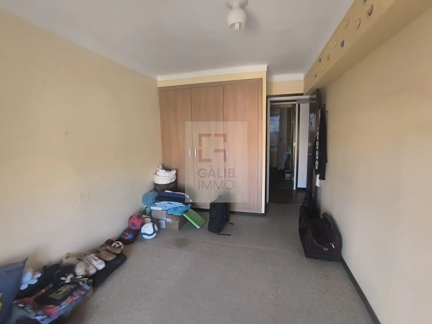 Habitación de Ático en venta en Figueres con Aire acondicionado, Calefacción y Terraza