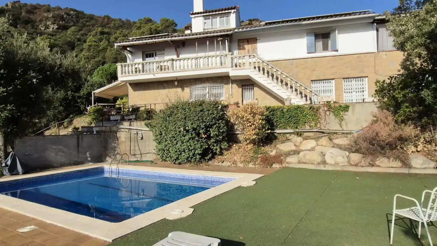 Casa con piscina in vendita a calle de Dalt