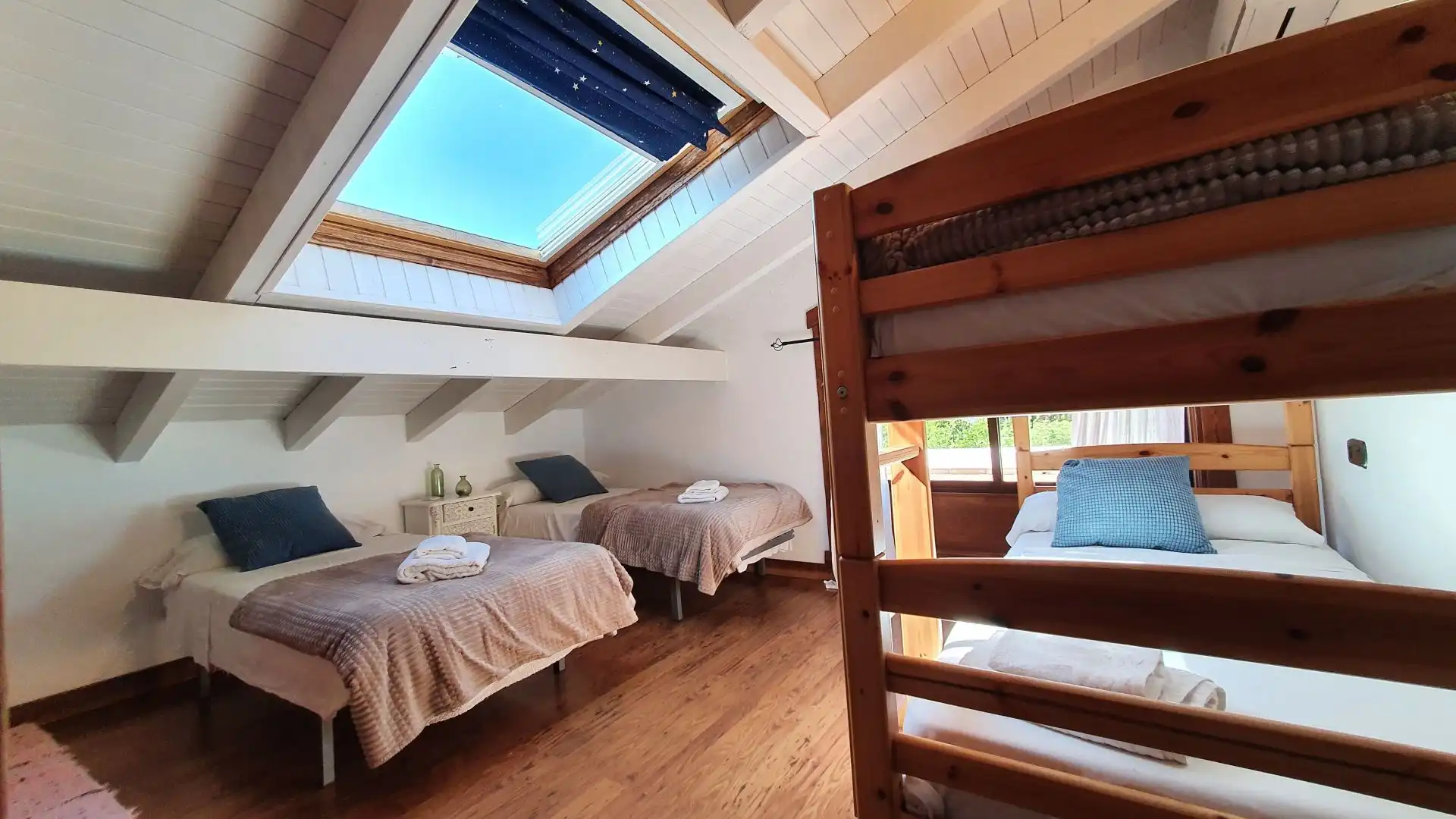 Habitación de Finca rústica en venta en Alhaurín El Grande con Piscina