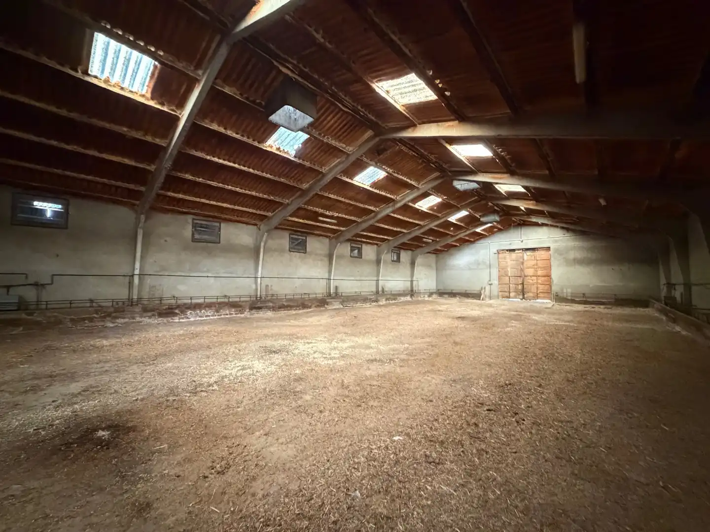 Nau industrial en venda en Hornillos de Eresma amb Calefacció