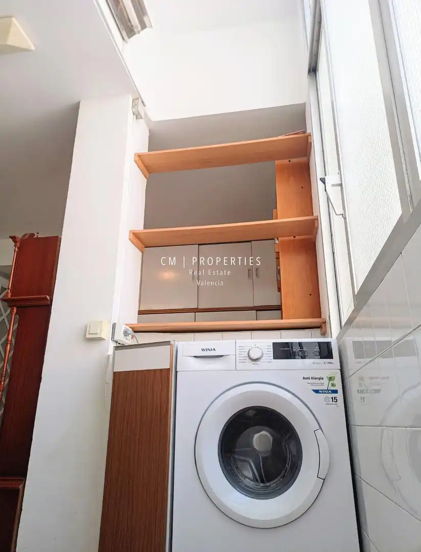 Bedroom of Flat for rent in Valencia  with Air Conditioner, Heating and Terrace