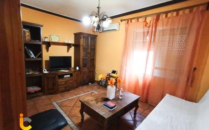 Sala d'estar de Casa o xalet en venda en Algeciras amb Terrassa