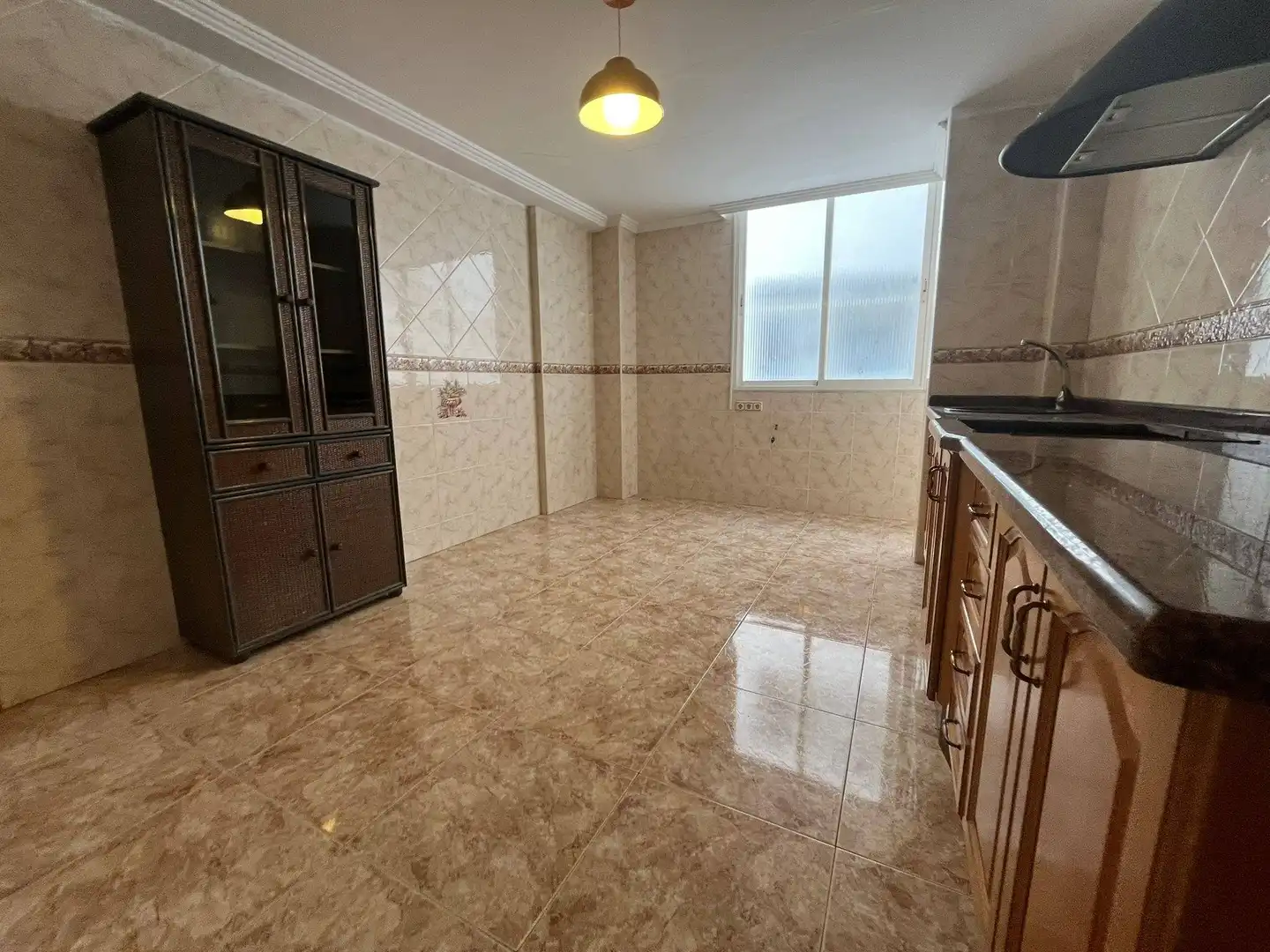 Cocina de Piso en venta en Elche / Elx con Aire acondicionado, Calefacción y Balcón