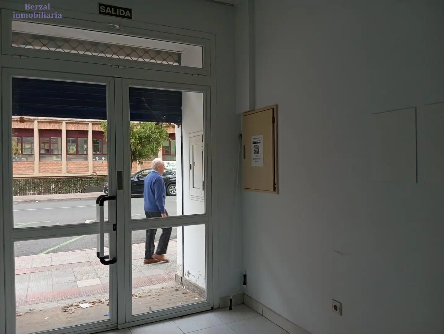 Geschaftsraum zur Miete in  Logroño