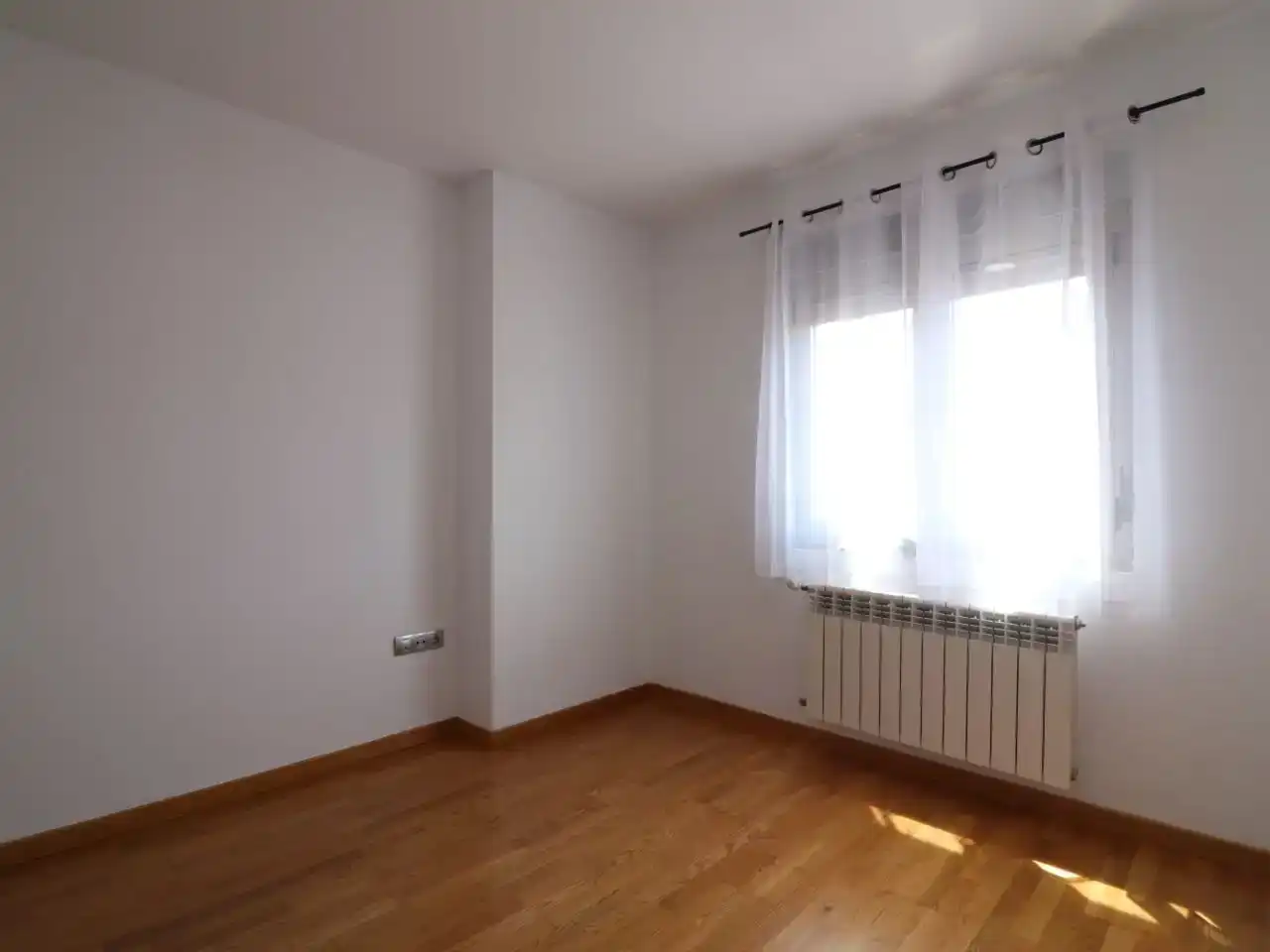 Habitación de Piso en venta en Benavente con Balcón