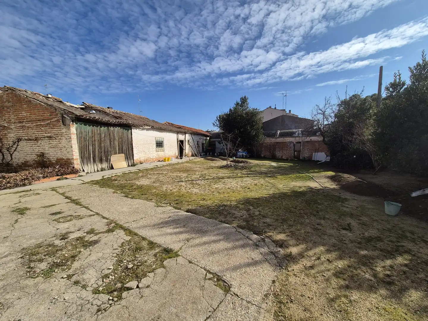 Buildings for sale in Calle de las Huertas, Humanes de Madrid