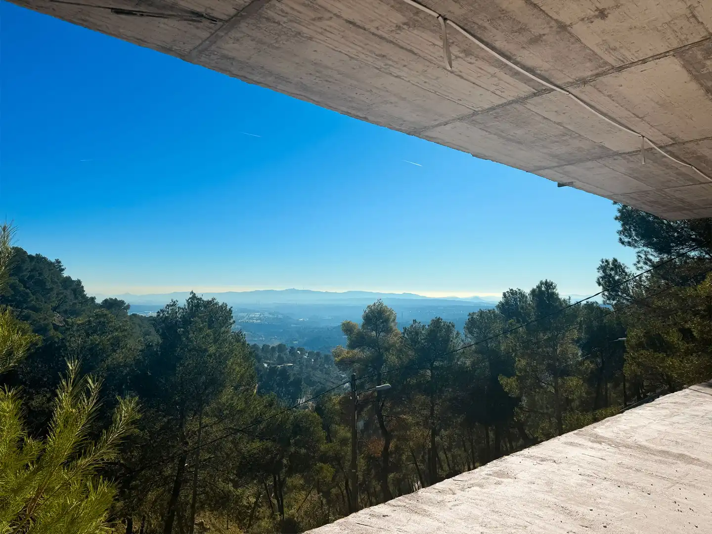 Vista exterior de Casa o chalet en venta en Castellar del Vallès con Alarma