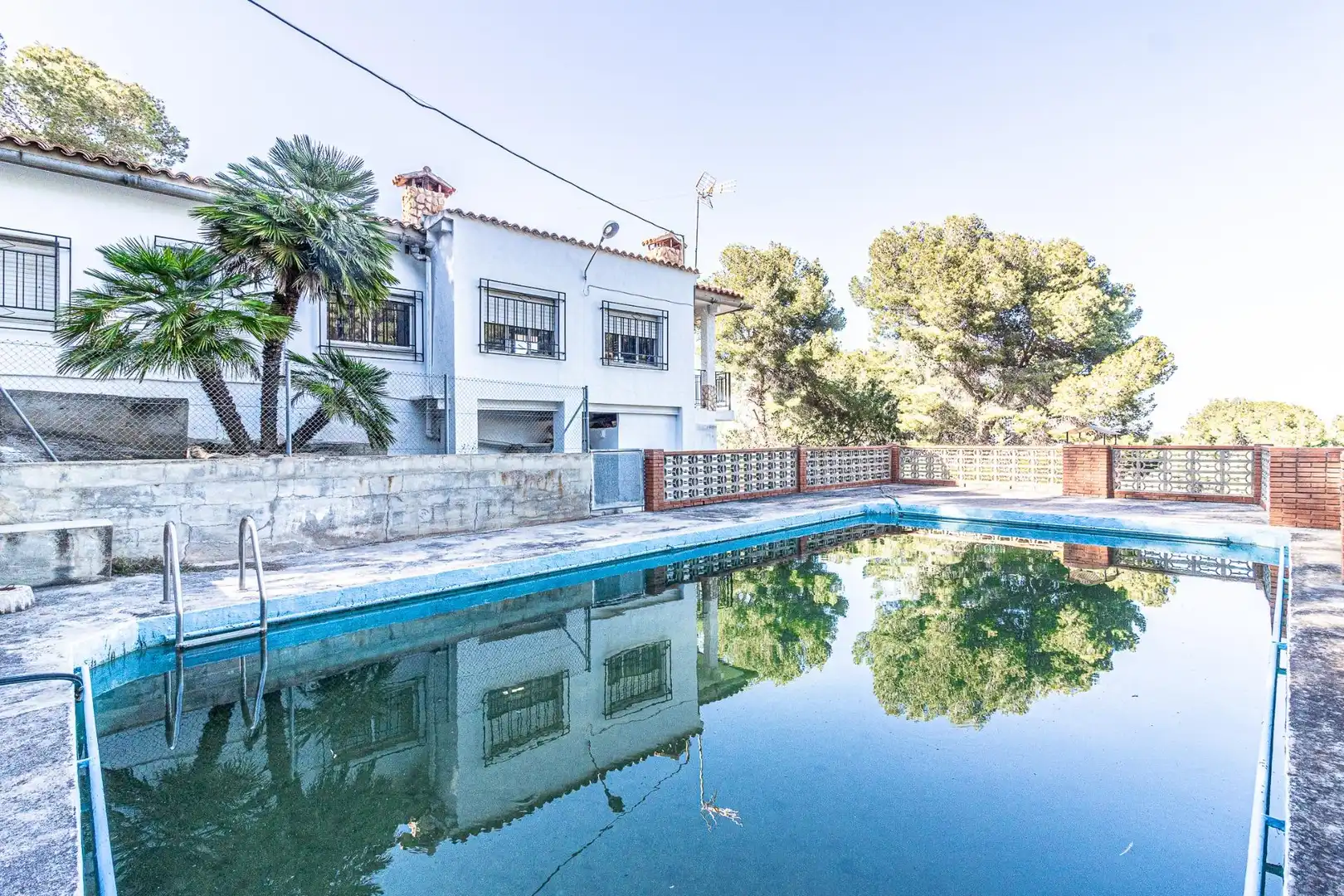 Schwimmbecken von Haus oder Chalet zum Verkauf in Carlet mit Heizung, Privatgarten und Terrasse