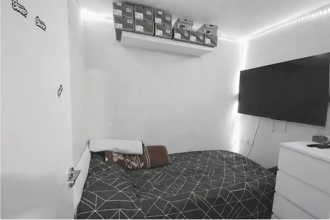 Schlafzimmer von Wohnungen zum Verkauf in L'Hospitalet de Llobregat mit Möbliert, Ofen und Waschmaschine