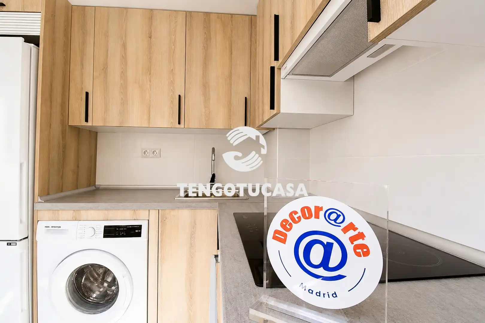 Kitchen of Flat for sale in Madrid  with Air Conditioner, Furnished and Oven