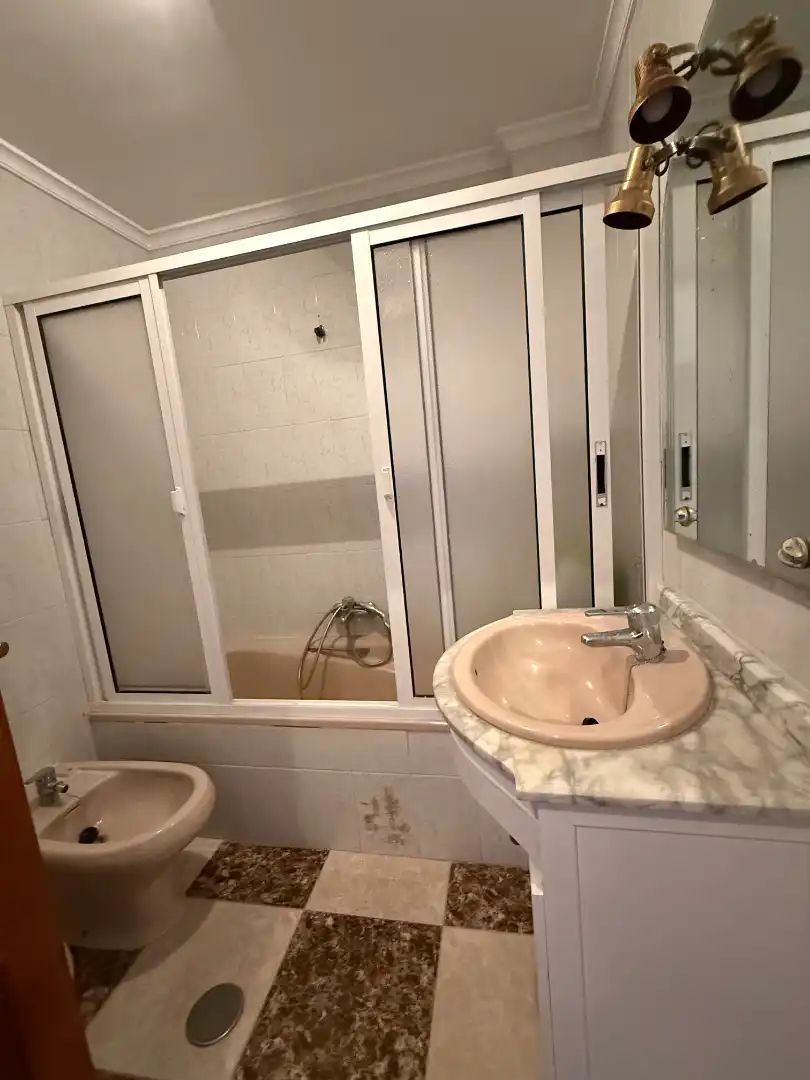 Flat with terrace to rent in Calle Cariñena, imagen 7