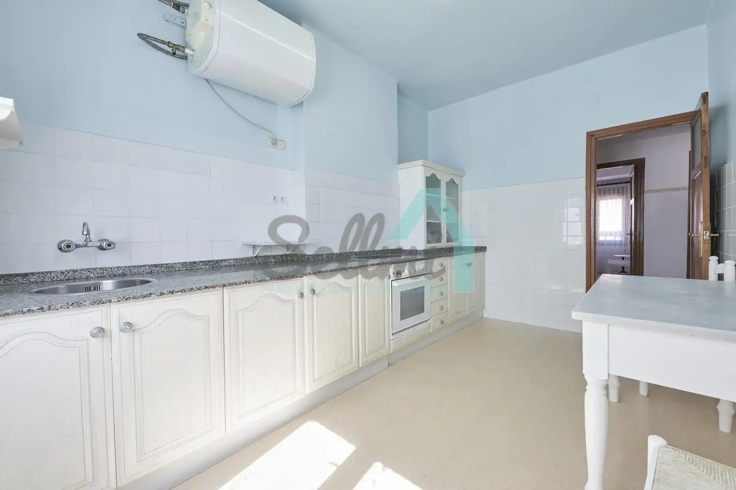 Kitchen of Flat for rent in Gijón   with Furnished