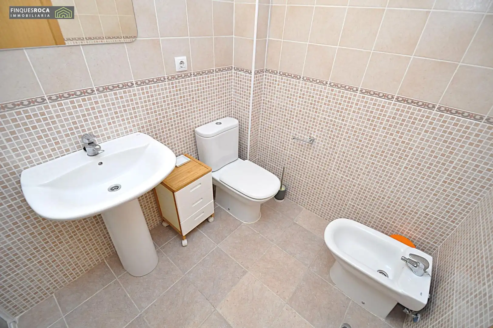 Baño de Apartamento en venta en La Ràpita con Amueblado