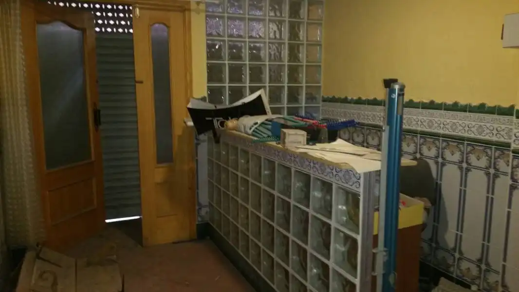 Local comercial en venta en Calle VALENCIA, imagen 4