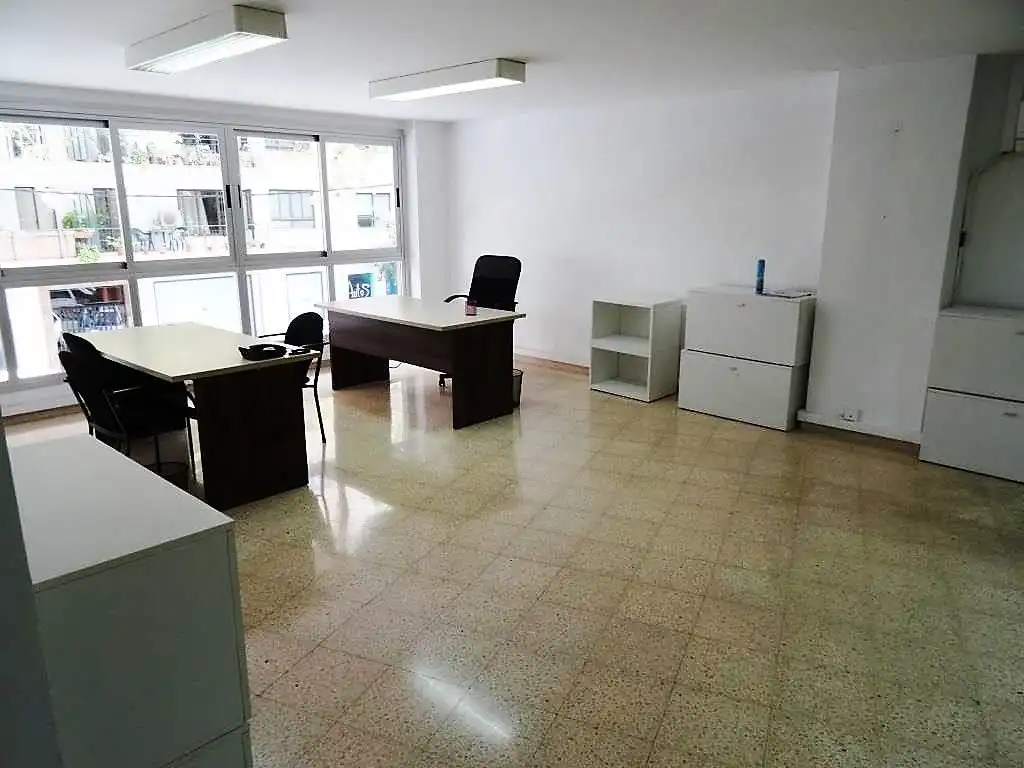 Oficina en venda en  Palma de Mallorca amb Aire condicionat, Calefacció i Terrassa