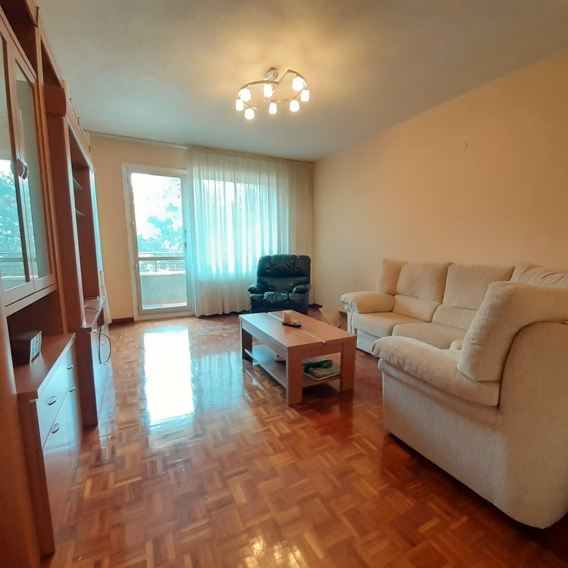 Living room of Flat for sale in Barañain  with Heating, Parquet flooring and Terrace