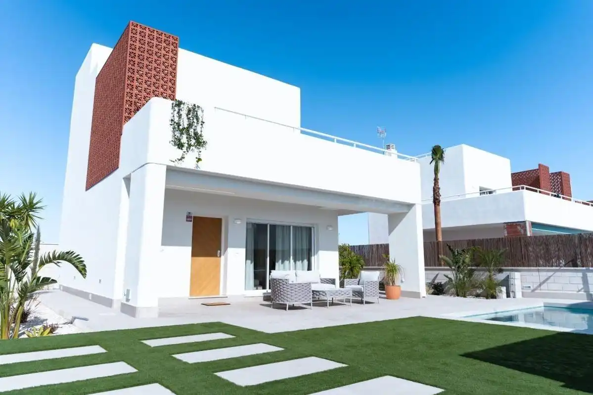Villa mit Terrasse zum Verkauf in Pilar de la Horadada ciudad